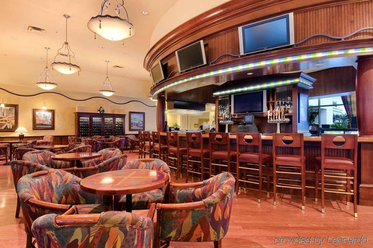Hilton Seattle Airport & Conference Center Hotel SeaTac Restaurant photo